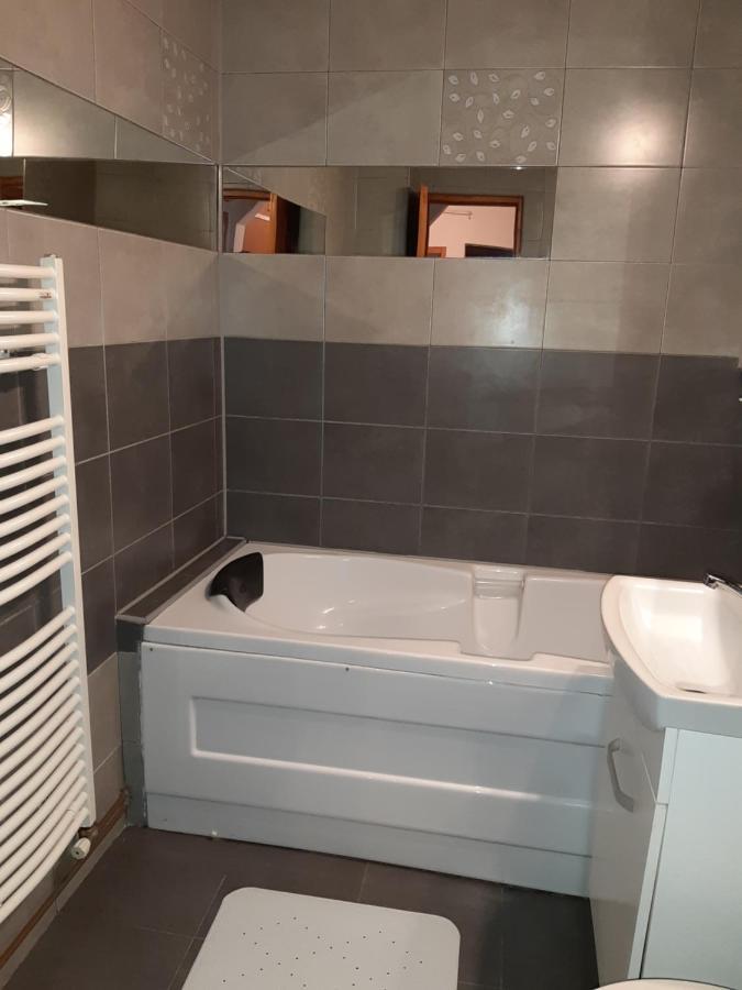 Sepsi 4You Apartment Sfântu-Gheorghe Esterno foto